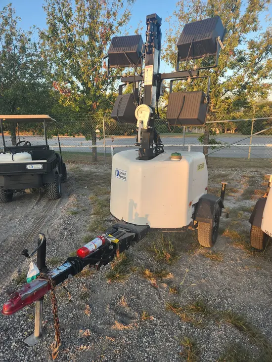 2017 Terex RL4 Portable Light Tower