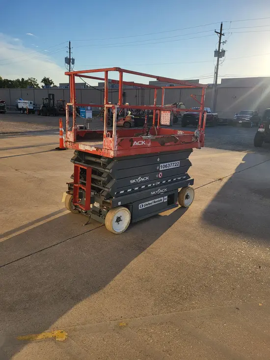 2017 Skyjack SJIII4632 Scissor Lift