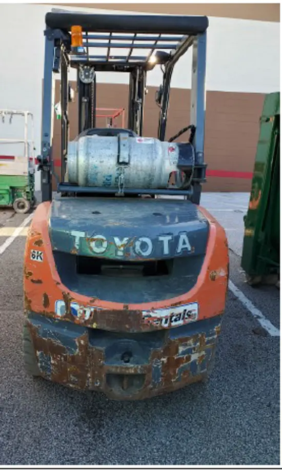 2018 Toyota 8FGU30 Warehouse Forklift