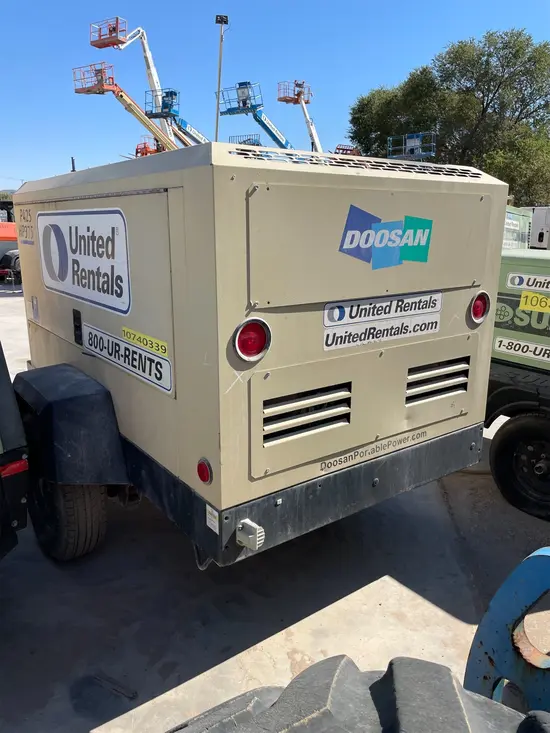 2018 Doosan P425/HP375WCUT4 Air Compressor