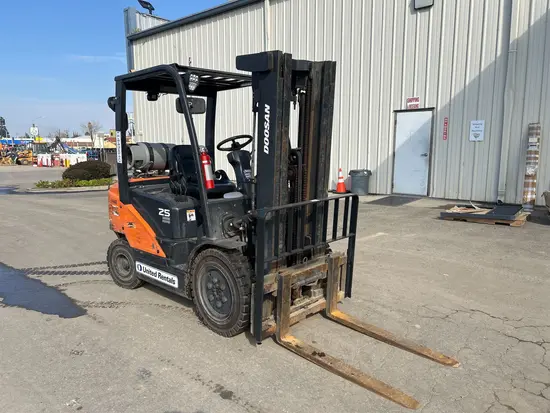2022 Doosan G25P-7DF Warehouse Forklift