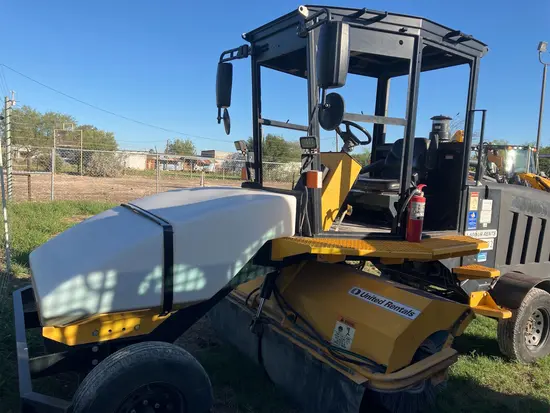 2017 LayMor SM450-ST Sweeper