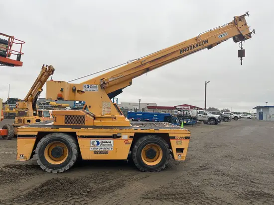 2013 Broderson IC-200-3H