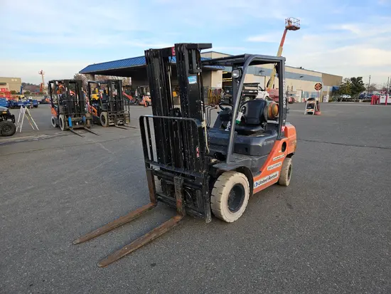 2019 Toyota 8FGU25 Warehouse Forklift
