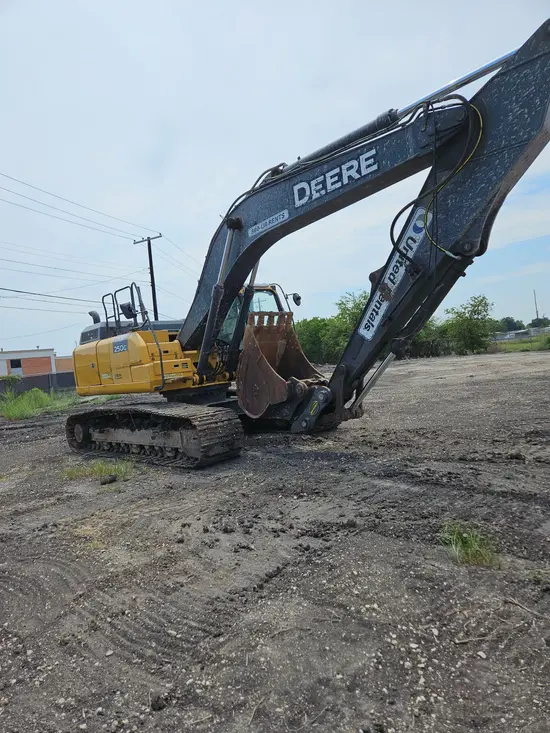 2019 John Deere 250G Excavator