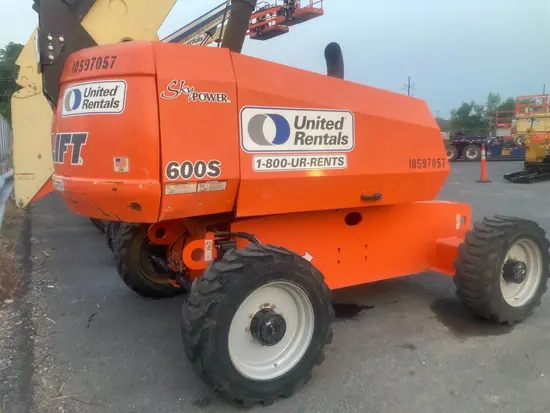 2017 JLG 600S Boom Lift