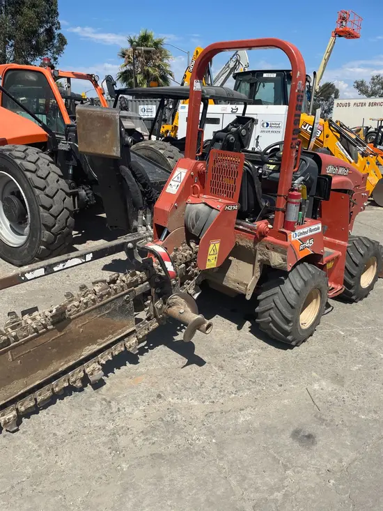 2018 Ditch Witch RT45 Trencher