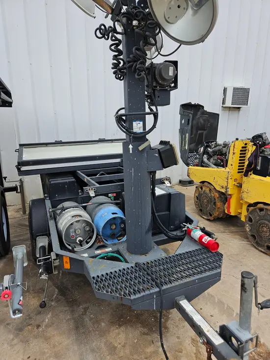 2015 Magnum Pro MLT4000S Portable Light Tower