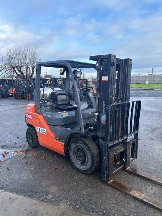 2019 Toyota 8FGU25 Warehouse Forklift