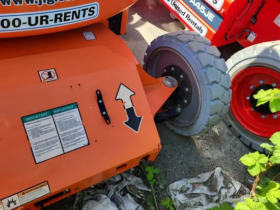 2015 JLG E450AJ Articulating Boom Lift