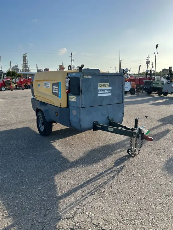 2017 Atlas Copco XAS440JD T4F Air Compressor