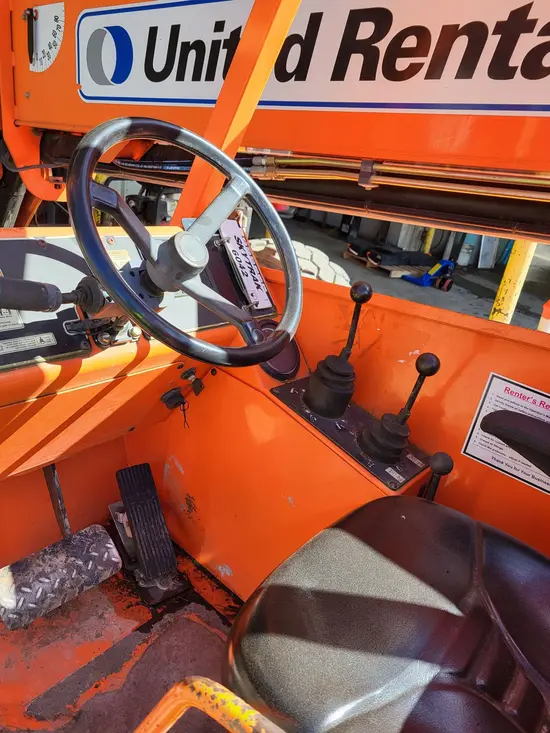 2015 SKYTRAK 6042 Forklift
