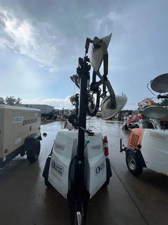 2017 Magnum Pro MLT6SM Portable Light Tower