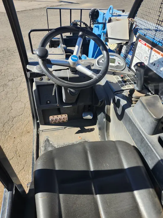 2018 Genie GTH-5519 Forklift