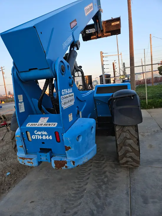 2015 Genie GTH-844 Forklift