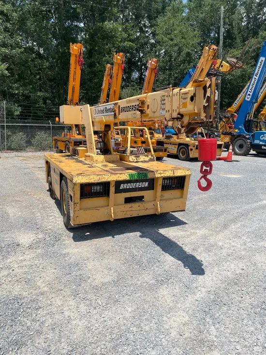 2013 Broderson IC-80-3J