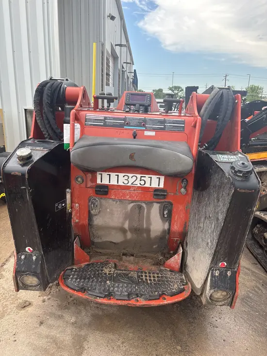 2020 Ditch Witch SK3000 Track Loader