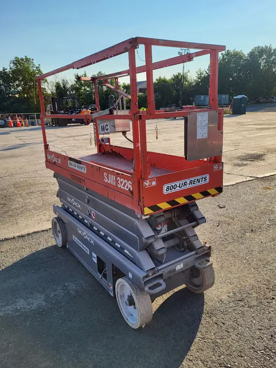 2017 Skyjack SJIII3226 Scissor Lift