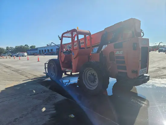 2016 SKYTRAK 6042 Forklift