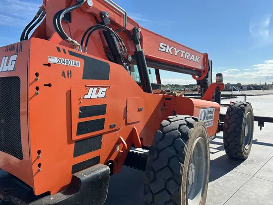 2018 SKYTRAK 6036 Forklift