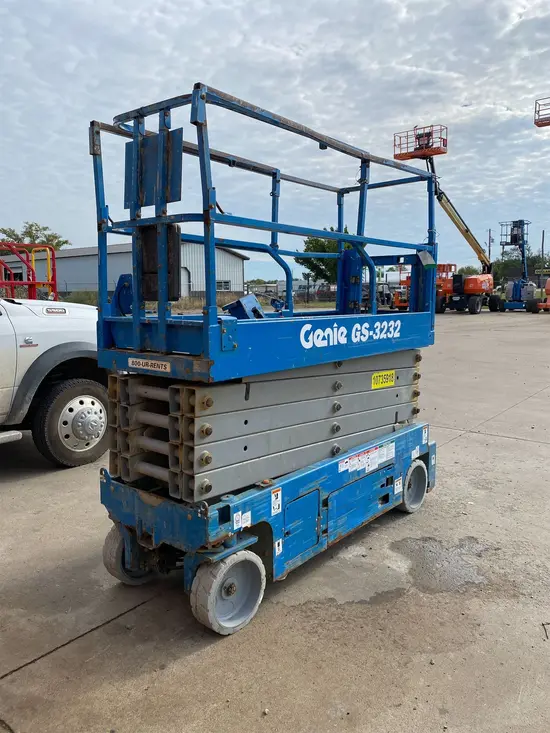 2018 Genie GS-3232 Scissor Lift