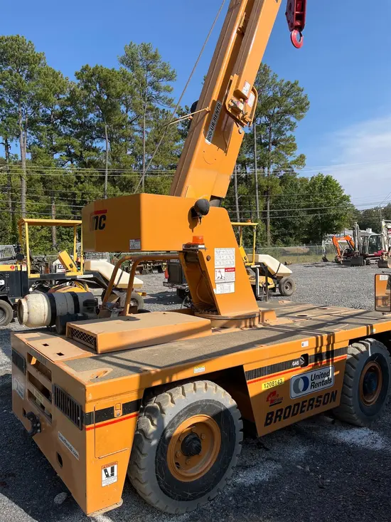 2011 Broderson IC-80-3G