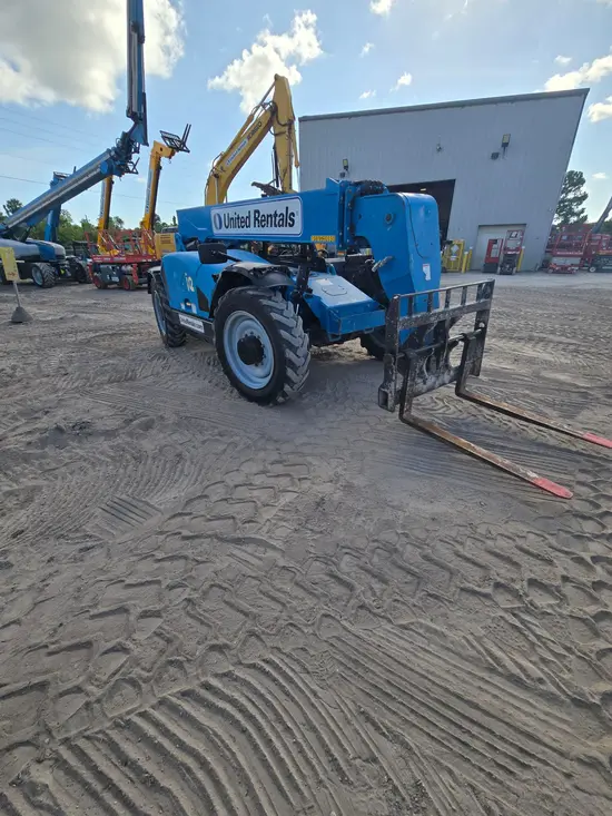 2016 Genie GTH-844 Forklift