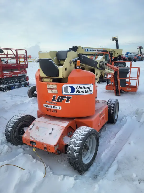 2014 JLG E450AJ Articulating Boom Lift