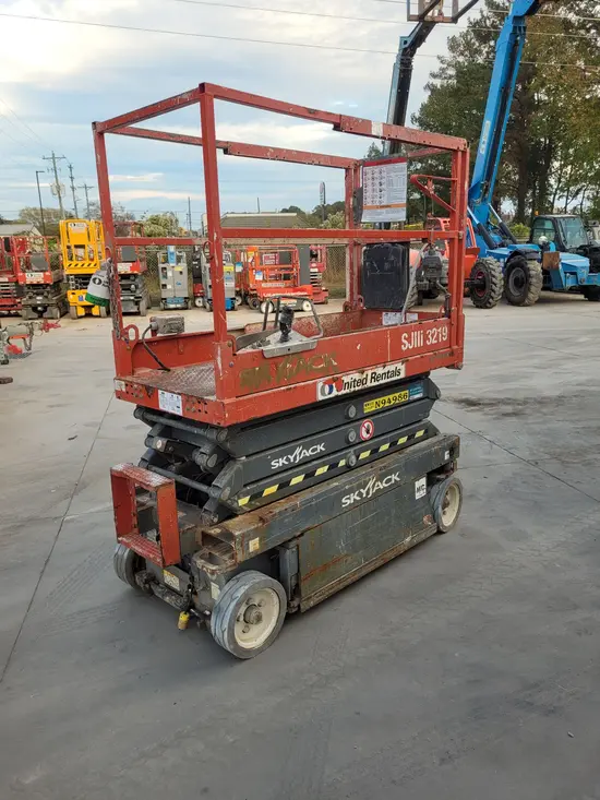 2016 Skyjack SJIII3219 Scissor Lift