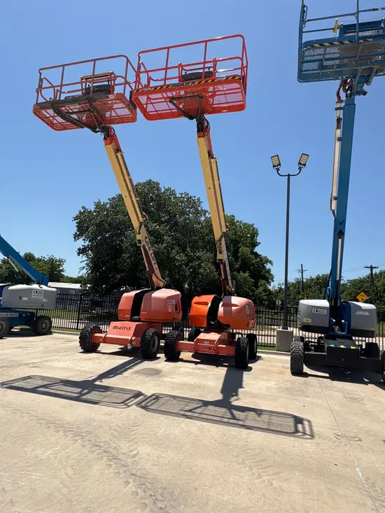 2015 JLG 400S Boom Lift