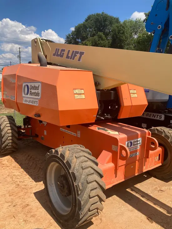 2017 JLG 800S Boom Lift