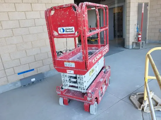 2018 MEC 1330SE Scissor Lift