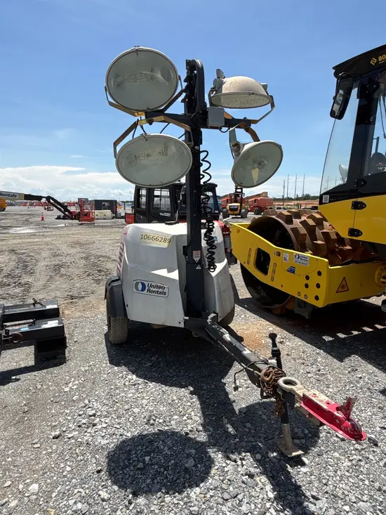 2017 Magnum Pro MLT6SM Portable Light Tower