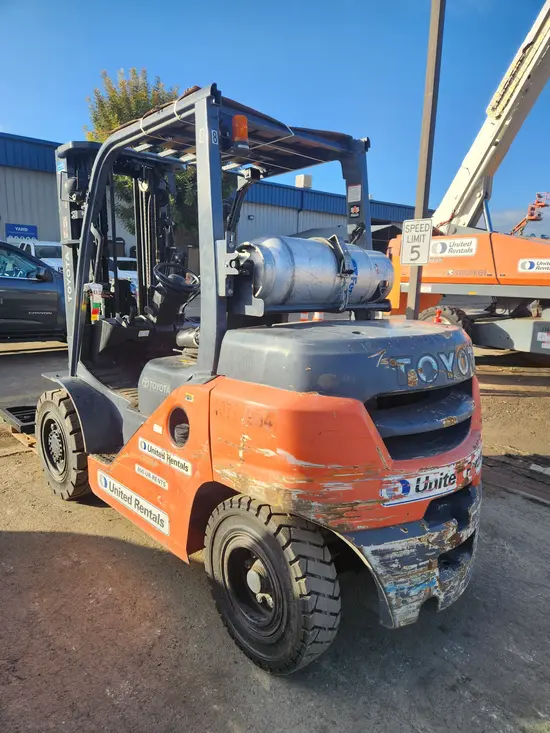 2018 Toyota 8FG35U Warehouse Forklift