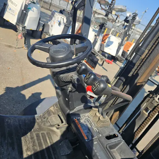 2019 Toyota 8FGU25 Warehouse Forklift
