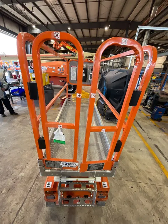 2022 Snorkel S3215L Scissor Lift