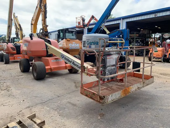 2016 JLG 400S Boom Lift