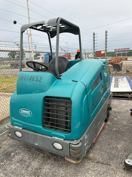 2016 Tennant T-20 Scrubber