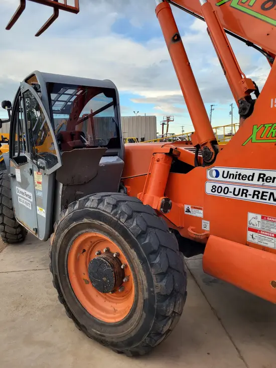 2015 XTREME XR842 Forklift