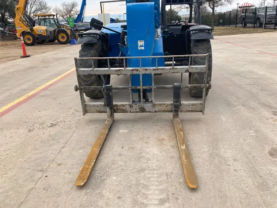 2015 Genie GTH-844 Forklift