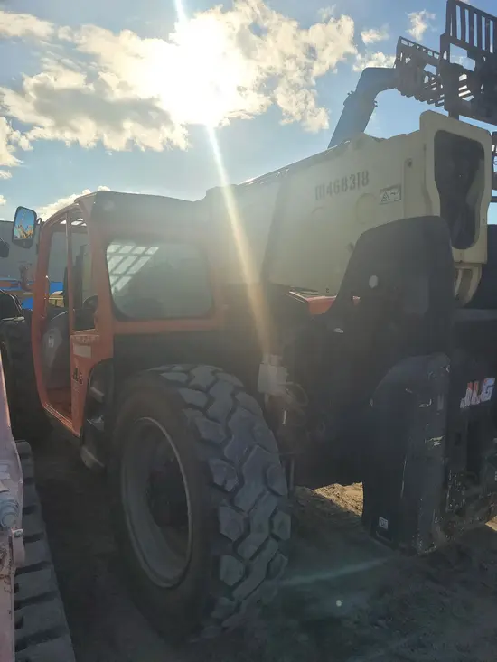 2016 JLG 1055 Forklift