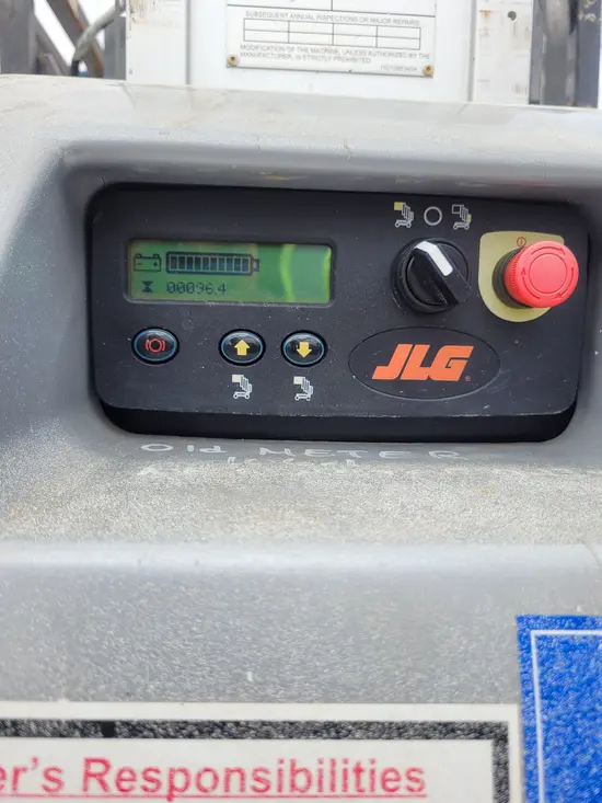 2015 JLG 20MVL Self-Propelled One-Person Lift