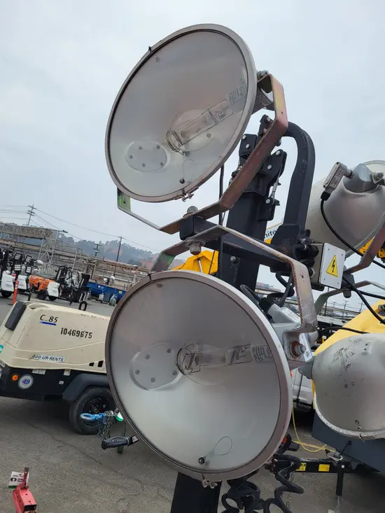 2017 Magnum Pro MLT6SM Portable Light Tower