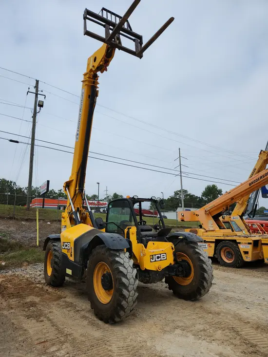 2017 JCB 507-42 Forklift