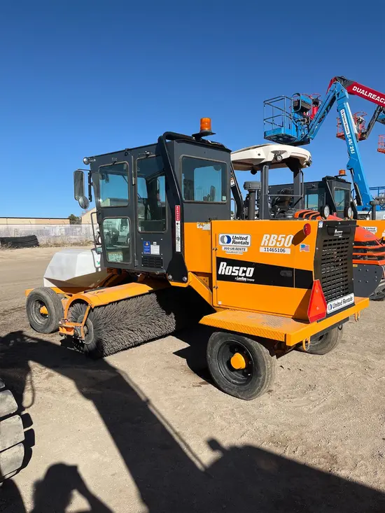 2022 LEE BOY RB50 Sweeper