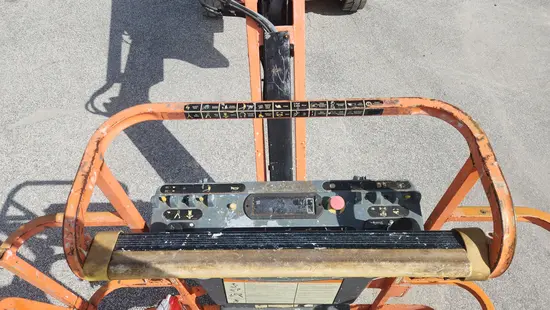 2016 JLG E450AJ Articulating Boom Lift