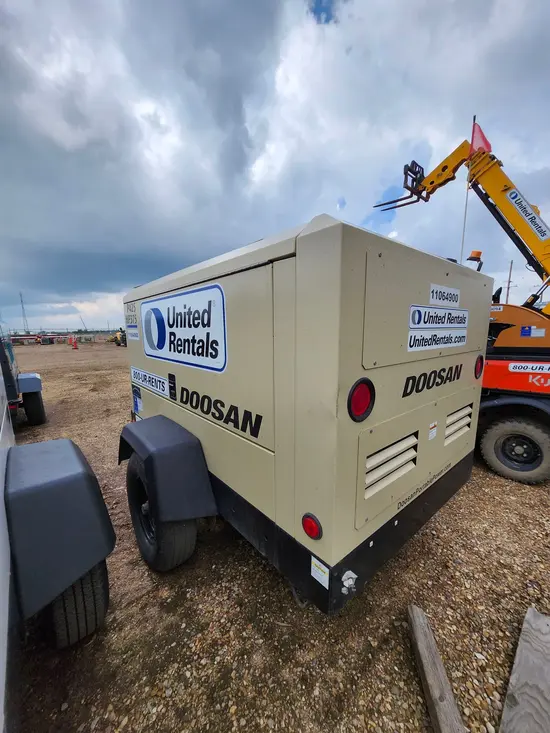 2020 Doosan P425/HP375WCUT4 Air Compressor