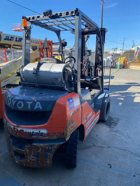 2019 Toyota 8FGU25 Warehouse Forklift