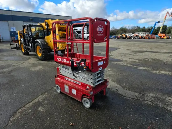 2017 MEC 1330SE Scissor Lift