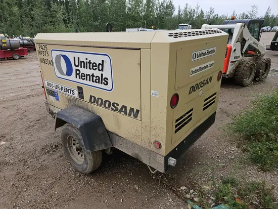 2021 Doosan P425/HP375WCU Air Compressor